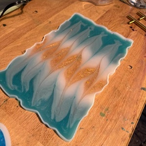 ถาดเรซิ่นทำมือพร้อมหูจับสีทอง |   ถาดวางของตกแต่งโต๊ะกาแฟ - Product Image 1