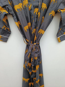 Bata Kimono de Algodón Suave con Estampado de Dibujos Animados para Mujer, Camisón de Verano Hecho a Mano ODM con Cuello en V y Cintura Elástica de Longitud Completa - Product Image 5