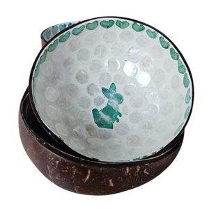 Cuenco de Coco con Mosaico de Conchas Marinas Reflectantes - Decoración Natural para el Hogar, Pulido a Mano - Product Image 2