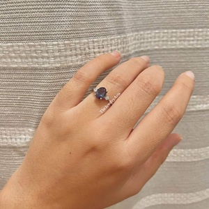 Bague de mariage en alexandrite à changement de couleur, bague en argent sterling avec halo d'alexandrite, bague de fiançailles, pierre de naissance de juin, bague de promesse pour elle - Product Image 6