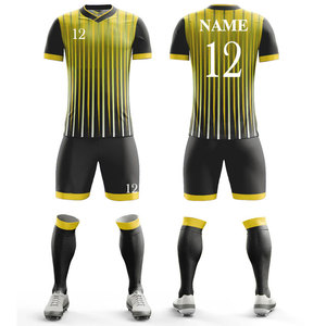 Tenues d'entraînement en gros 2026 – Kits d'uniformes de football imprimés numériquement pour jeunes – En vente - Product Image 4