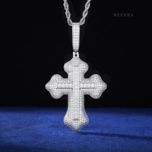 Pendentif Croix Royale Entièrement Sertie de Moissanite en Argent Sterling 925 - Pendentif Croix Moissanite Glacée Style Hip Hop, Pendentif Croix Fait Main - Product Image 3