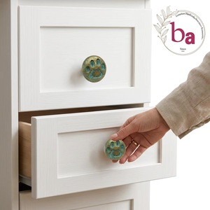 <b>Rustic</b> Industrial Paw Print Cabinet Knob Cast Iron Eco-Friendly Novelty Shape Easy Installation for Dresser Furniture Handle - Product Image 4