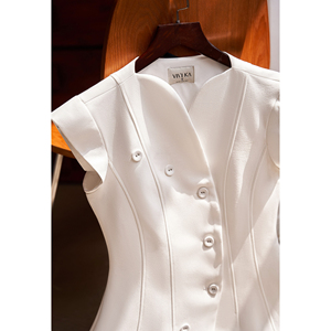 Chaleco Elegante Blanco Asimétrico para Mujer, con Mangas Cortas, Estilo Oficina, Moderno, Casual de Negocios, Marca YONA - Product Image 6