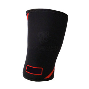 Rodillera de calidad premium que se mantiene en su lugar durante entrenamientos intensos, ofreciendo soporte y seguridad. - Product Image 3