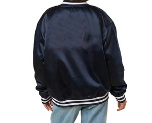 Chaqueta Bomber Varsity de Satén de Alta Calidad para Invierno, Unisex, Tallas Grandes, Estilo Casual Deportivo, con Letras Bordadas y Botones a Presión en la Parte Delantera - Product Image 5