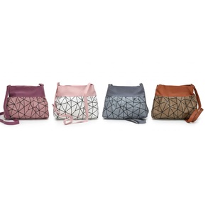 Sac à main en cuir PU de qualité supérieure pour femme, avec bandoulière confortable pour un usage quotidien, disponible à la vente - Product Image 1