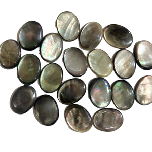 พลอยควอตซ์ทรงแบนขนาด12X16ทรงหลวมได้รับการรับรองว่าเป็นมุกแท้สีดำขนาด20มม. - Product Image 1