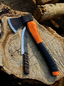Couteaux utilitaires faits à la main en acier à haute teneur en carbone avec lame de hache à barbe, manche en bois enveloppé de cuir et étui en cuir Pasha Enterprises - Product Image 6