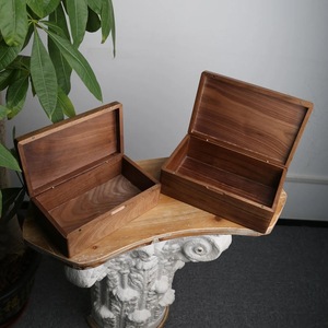 Boîte en bois rectangulaire écologique pour le rangement de bijoux et cadeaux - Intérieur doux pour articles délicats - Noël, Nouvel An chinois, décoration de table - Product Image 2