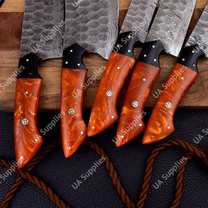 Juego de Cuchillos de Chef Profesionales Hechos a Mano de Acero de Damasco de 5 Piezas con Mango de Resina Epoxi, Espiga Completa, Ligeros, Grado Industrial, Alta Calidad - Product Image 4