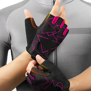 Gants de cyclisme personnalisés en gros pour équipes – Construction durable, équipement de vélo, faible MOQ, gants de vélo imprimés sur mesure, directement de l'usine - Product Image 5