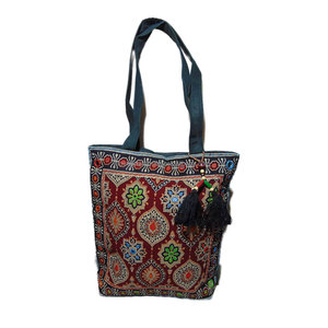 Sac de plage durable et écologique, grand format, imprimé multicolore, doublure en coton léger, compartiment zippé, grande capacité - Product Image 1