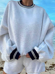 เสื้อสเวตเชิ้ตคอกลมผู้หญิงผ้าฝ้ายเฟรนช์เทอร์รี่คุณภาพสูง 100% แต่งชายเสื้อและปลายแขนเสื้อลายทางสีชมพู ทรงโอเวอร์ไซส์ สไตล์ลำลอง - Product Image 1