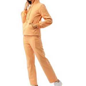 Ensemble de survêtement confortable pour femme en molleton 100 % coton anti-boulochage, comprenant un sweat à capuche et un pantalon de jogging, pour la chaleur et un style décontracté - Product Image 3
