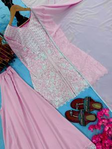 Ensemble Kurta rose brodé avec pantalon Palazzo et dupatta – Tenue décontractée ample traditionnelle indienne et pakistanaise pour femme - Product Image 5