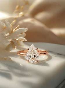 Élégante bague en argent sterling 925 plaqué or avec moissanite VVSD1 pour femme, bijou tendance pour anniversaire, fiançailles, mariage, cadeau - Product Image 3
