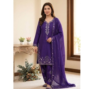 Conjunto de Salwar de Tela Chinon de Alta Demanda con Dupatta con Trabajo de Lentejuelas y Farshi Salwar, Ropa Étnica de Calidad de Exportación - Product Image 1