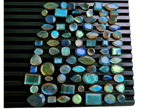 Piedra Suelta de Labradorita Facetada Natural para Joyería |   Labradorita de alto brillo tallada |   Iridisencia de Corte Múltiple |   Precio al por Mayor - Product Image 4