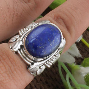Bague artisanale en argent sterling 925 avec lapis-lazuli, pierre précieuse naturelle bleu royal, bague vintage artisanale, bijoux fins pour femmes - Product Image 1