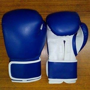 Nouveaux gants de boxe sur mesure, taille et logo personnalisés, gants de boxe professionnels en cuir PU fabriqués sur mesure - Product Image 2