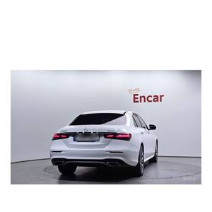 Mercedes-Benz Clase E E220d 4MATIC AMG Line 2023, 65,803 km, Diésel, Automático, Asientos de Cuero, Cámara Trasera, Volante a la Izquierda - Product Image 4