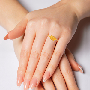 Bague en or jaune massif 9 carats pour femme, motif floral élégant inspiré de la nature, bijoux fins, fabricant en gros - Product Image 2