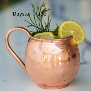 Taza Moscow Mule de Cobre Moderna y Ecológica de Daystar Trade, Acabado Martillado, Asa Clásica, Accesorio de Bar para Bebidas de Cóctel - Product Image 1