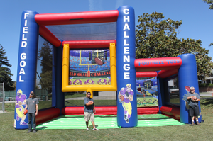 Juego Comercial Inflable de Fútbol Americano: Desafío de Tiros <span class=keywords><strong>a</strong></span> Porterí<span class=keywords><strong>a</strong></span> y Lanzamientos - Product Image 2
