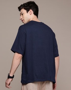Camiseta de hombre oversize de corte holgado con hombros caídos, manga corta, de algodón, estilo casual y streetwear - Product Image 3