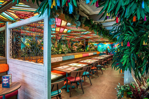 เฟอร์นิเจอร์ตกแต่งภายในสไตล์เรโทรสำหรับบาร์ร้านเหล้าแบบชนบท เหมาะสำหรับตกแต่งผับแบบดั้งเดิม ร้านไวน์ และการออกแบบพื้นที่ดื่มด่ำ - Product Image 6