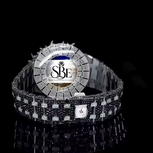 Reloj de Estilo Diamante Moissanite en Oferta, Diseño Completamente Cubierto de Diamantes para Uso Diario y Regalos de Lujo, Disponible para la Venta - Product Image 2