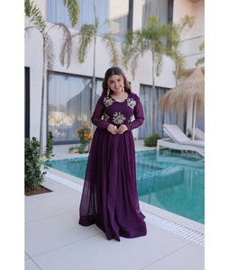 Vestido Tradicional Indio Plateado con Cuentas y Bordados para Bodas y Fiestas, Ropa Elegante para Mujer - Product Image 1