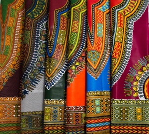 Tela africana premium transpirable con estampado de cera, para vestidos de moda, ropa tradicional y cortinas HINDVANTA GLOBAL - Product Image 1