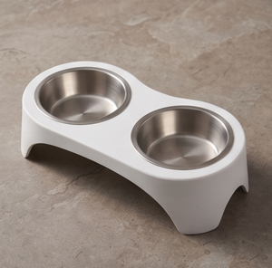 Support moderne surélevé pour gamelles de chien, finition thermolaquée, double distributeur antidérapant blanc, double gamelle en acier inoxydable pour nourriture et eau pour chat, vente en gros - Product Image 5