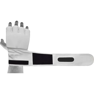Guantes de MMA de Medio Dedo con Logotipo Personalizado, Guantes de Lucha UFC, Guantes de Boxeo de Entrenamiento Impermeables de PU - Product Image 1