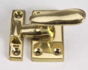 กลอนเหล็กแบบดึงหางหนูสำหรับหน้าต่างบานกระทุ้ง  พร้อมเคลือบสีดำออกไซด์ บรรจุในกล่องกระดาษแข็ง สำหรับงานไม้ - Product Image 2