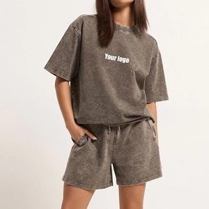 Conjunto de Camiseta y Pantalones Cortos de Invierno para Mujer, 100% Poliéster, Diseño Sólido, Personalizable con Logotipo Impreso por Transferencia de Calor, Corte Holgado, OEM/ODM - Product Image 4
