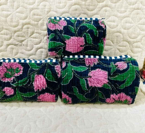 Sac de maquillage en velours brodé floral style bohème, imprimé Jaipuri, textile du Rajasthan, grande capacité, fermeture éclair, doux - Product Image 2