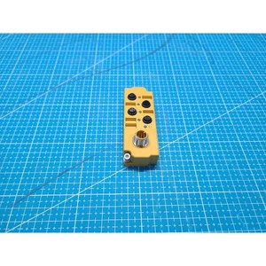 ตัวเชื่อมต่อแบบหน้าแปลนตัวเมีย Turck 403Z-FS 8 ขา 8 พิน ใช้แล้วเป็นอะไหล่อุปกรณ์เซมิคอนดักเตอร์รุ่นเก่า - Product Image 2