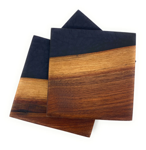 Posavasos de Madera y Resina Negra de Alta Calidad, Artesanía Ecológica Reutilizable de Estilo Rústico para Hogar, Hotel y Bodas - Product Image 1