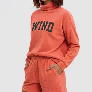 Conjunto de Dos Piezas de Ropa de Invierno para Mujer de Alta Calidad, Cuello Alto con Pantalones Cortos, 100% Algodón, Tejido de Felpa, Transpirable - Product Image 1