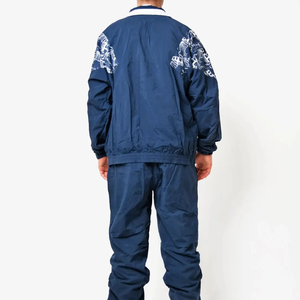 Ensemble de survêtement sportif pour homme, bleu marine imprimé, avec fermeture éclair intégrale, pantalon de jogging et veste en polyester à séchage rapide avec poches latérales - Product Image 4