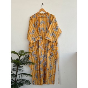 V-Neck Printed <b>Animal</b> <b>Pattern</b> Breathable <b>Knitted</b> Kimono Robe Belt Three Quarter Sleeve Maxi Length Loose Fit 100% Cover-Up - Product Image 3