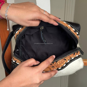 Étui à cosmétiques de voyage en cuir floral fabriqué à la main organisateur de maquillage et de toilette en peau de vache occidentale pour les femmes boîte de rangement cosmétique de voyage - Product Image 6