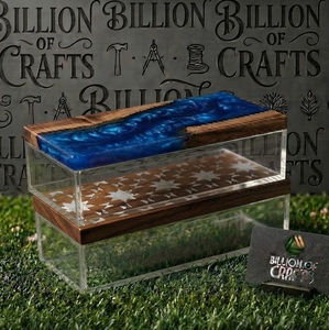 Boîte cadeau artisanale en bois et résine avec conteneur transparent en acrylique pour dattes, fruits secs et chocolats du Ramadan et de l'Aïd Moubarak - Product Image 3