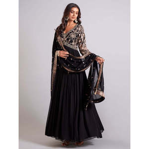 Robes de soirée de créateur Robe de soirée élégante Anarkali Gown avec pendentif et Dupatta - Product Image 1