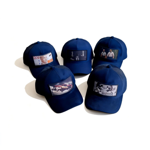 Gorra de Camionero de 5 Paneles de Terciopelo y Malla Personalizable de Alta Calidad, Diseño Deportivo con Rayas Bordadas en 3D para el Verano - Product Image 4
