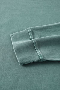 เสื้อยืดคอกลมทรงหลวมสำหรับผู้ชาย ผ้าโพลีเอสเตอร์ 100% คุณภาพสูง แขนเสื้อแบบดรอปโชว์เดอร์ ลายเรียบ ไม่มีชายเสื้อ ใส่ได้ในฤดูร้อน - Product Image 6