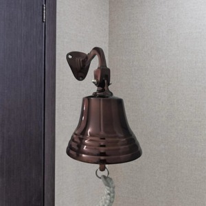 Cloche en laiton traditionnelle au look classique, cloche de jardin de qualité supérieure en laiton, parfaite pour la décoration nautique, la maison, la porte, le jardin, le temple, ou les usages spirituels. - Product Image 5
